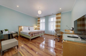 ApartHotel Katowice - Deluxe Rooms with King Beds, City Center, Free Wifi!
